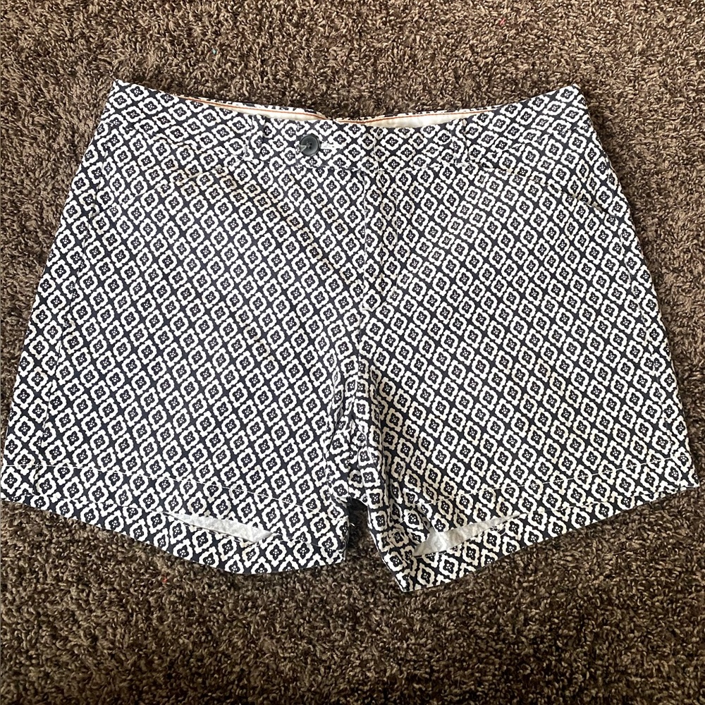 Patterned shorts